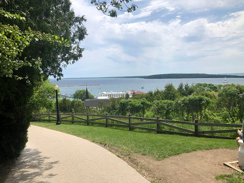 The Lake Happy idea guide to Exploring the Magnificent Great Lakes: A Summer Adventure to Remember